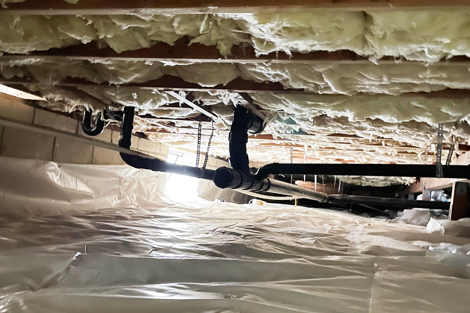 crawl space insulation to cool a home